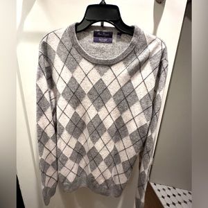 Men’s argyle cashmere sweater size medium
